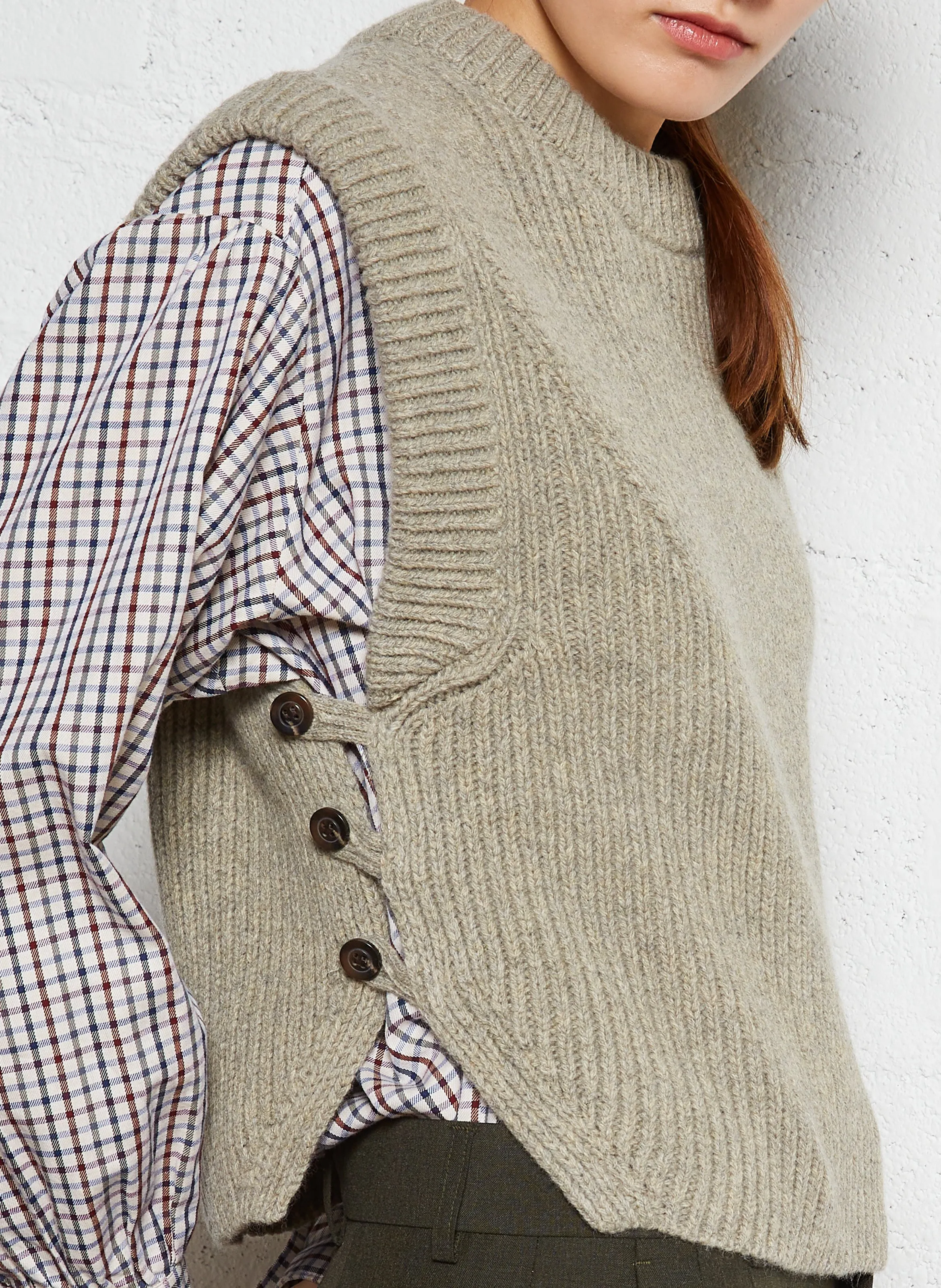 ALKY  JERSEY CORTO SIN MANGAS DE LANA CON CUELLO REDONDO EN GRIS