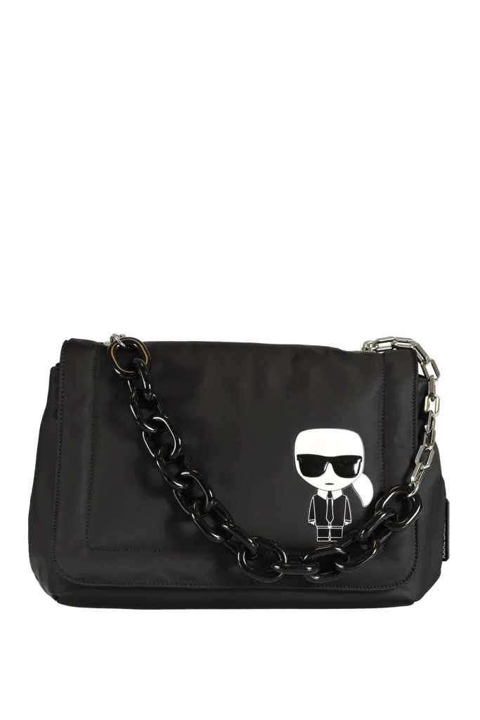 Bolso negro de nailon 