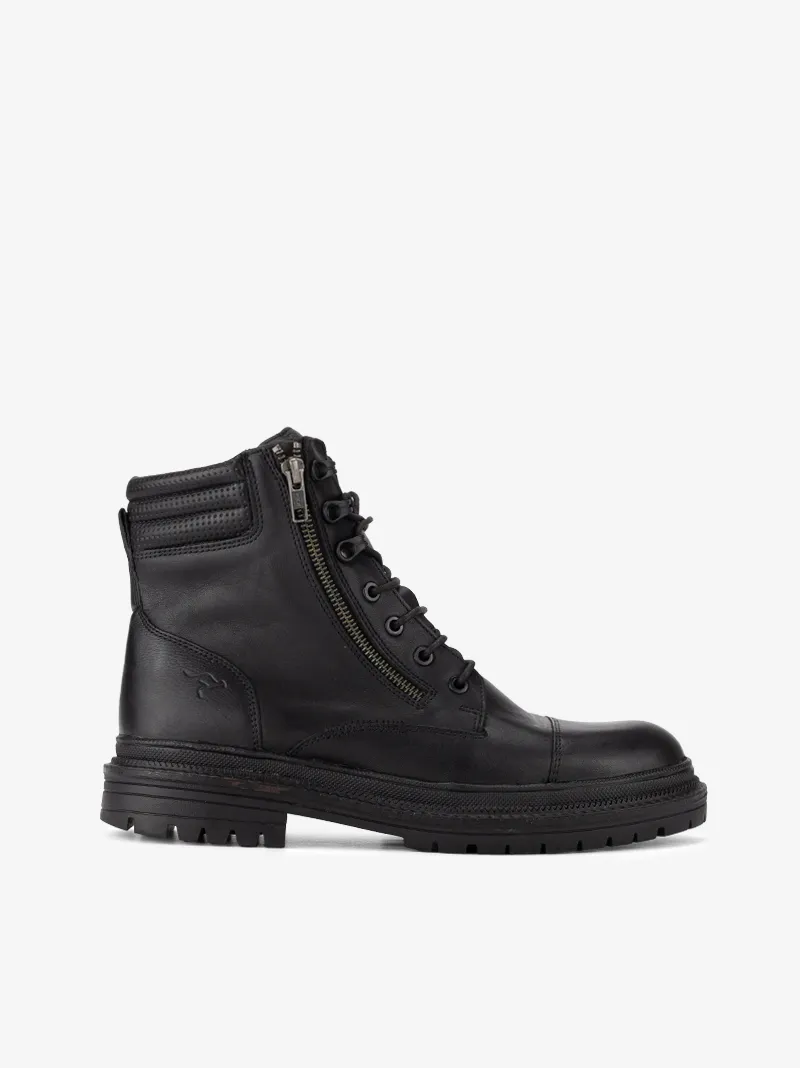 BOTA KANGAROOS EM PELE DE ATACADOR COM CAP TOE EM SOLA DE RASTO