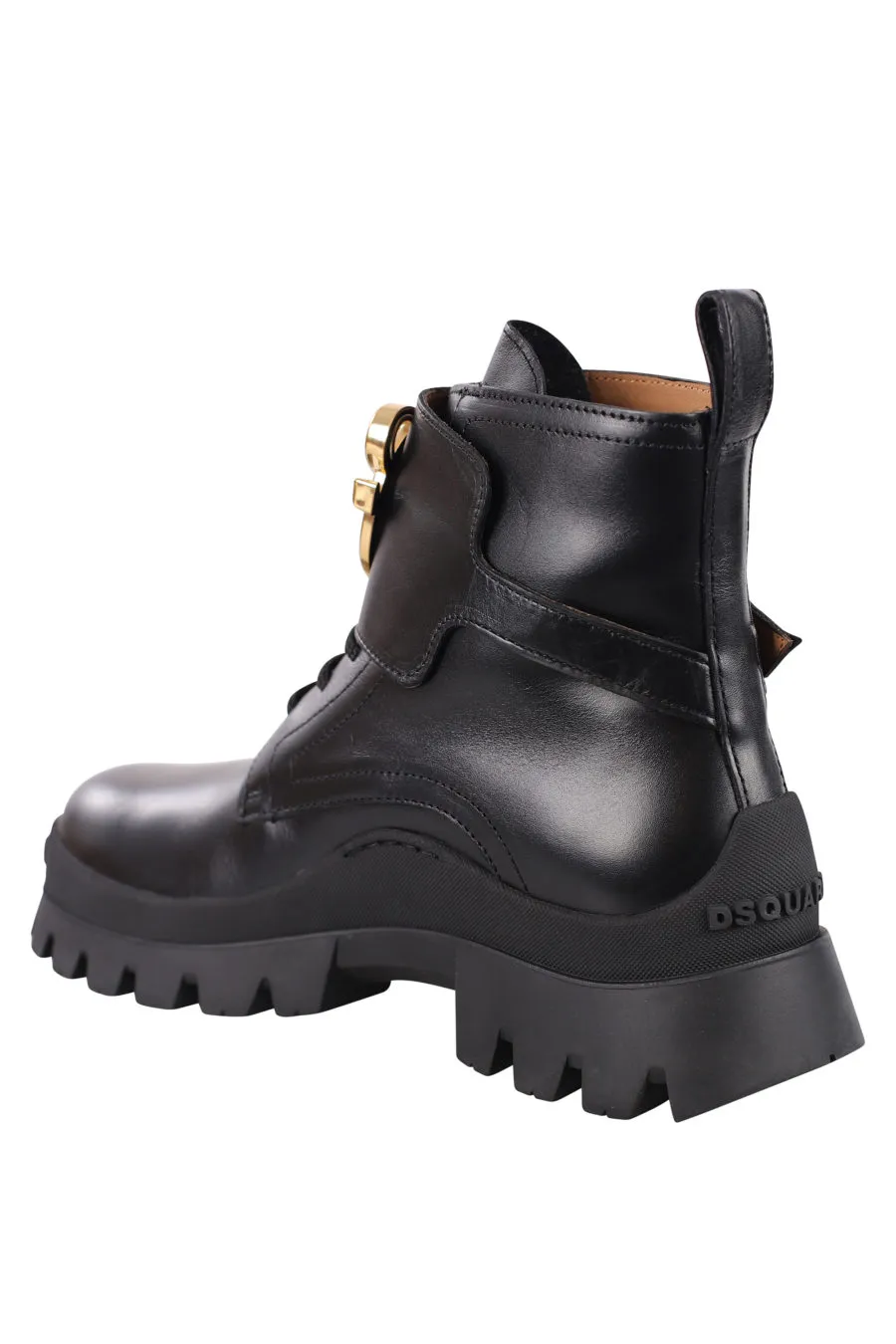 Botines negros con logo D2