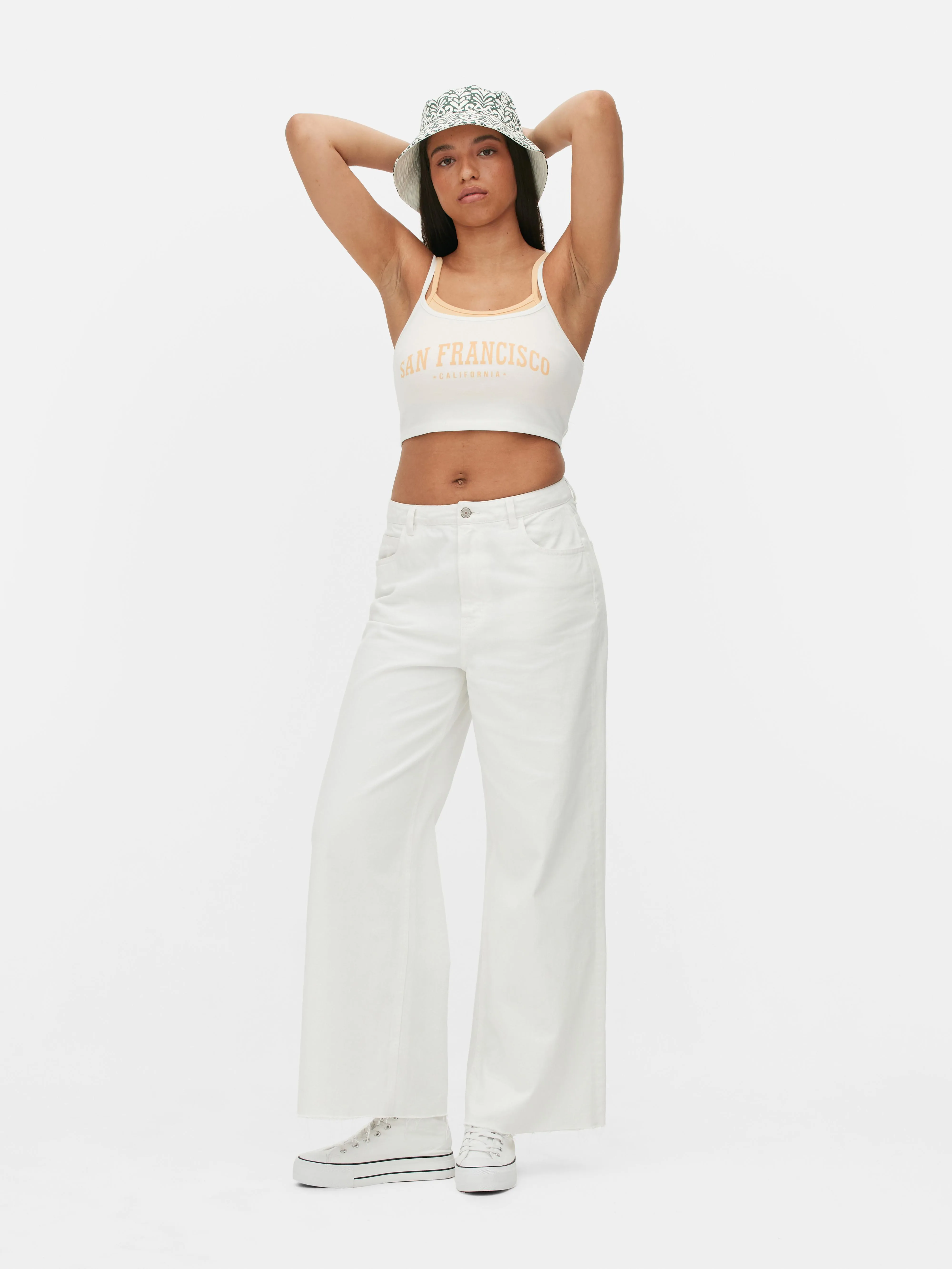 Camiseta corta de tirantes dos en uno