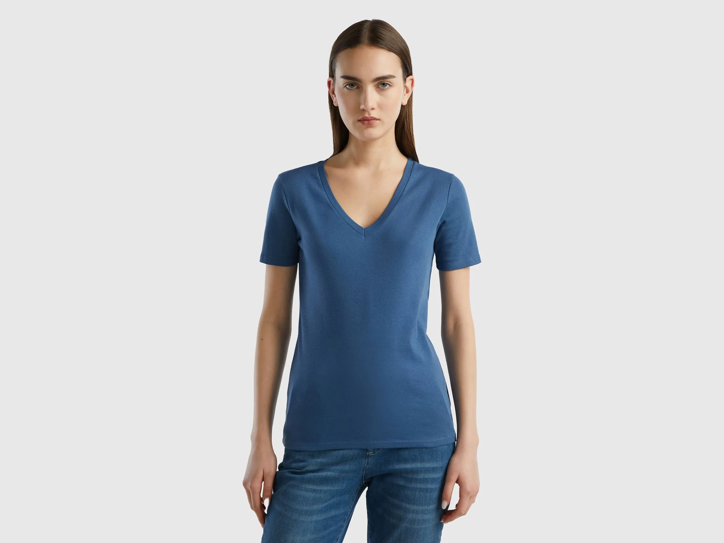 Camiseta de algodón puro con escote de pico