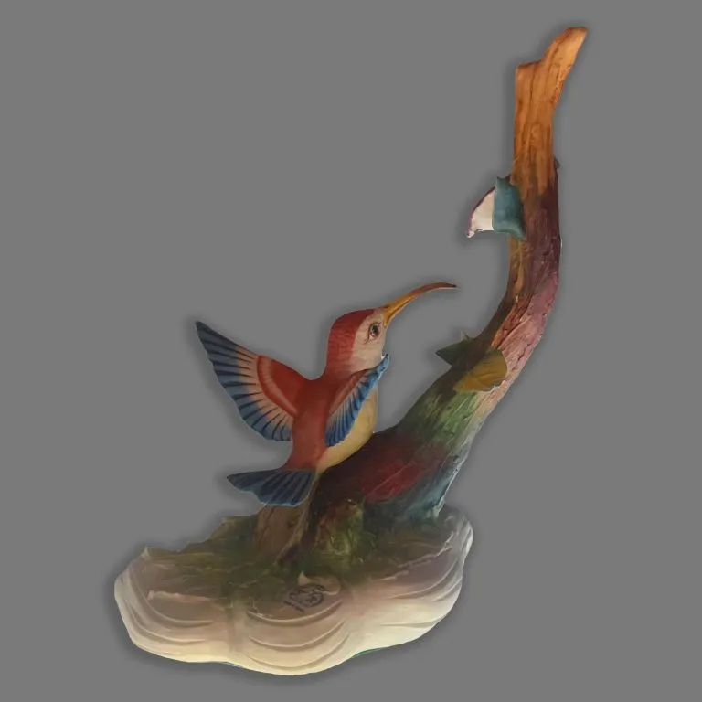 Figura de Porcelana Nuevo Buen Retiro Colibrí Rojo