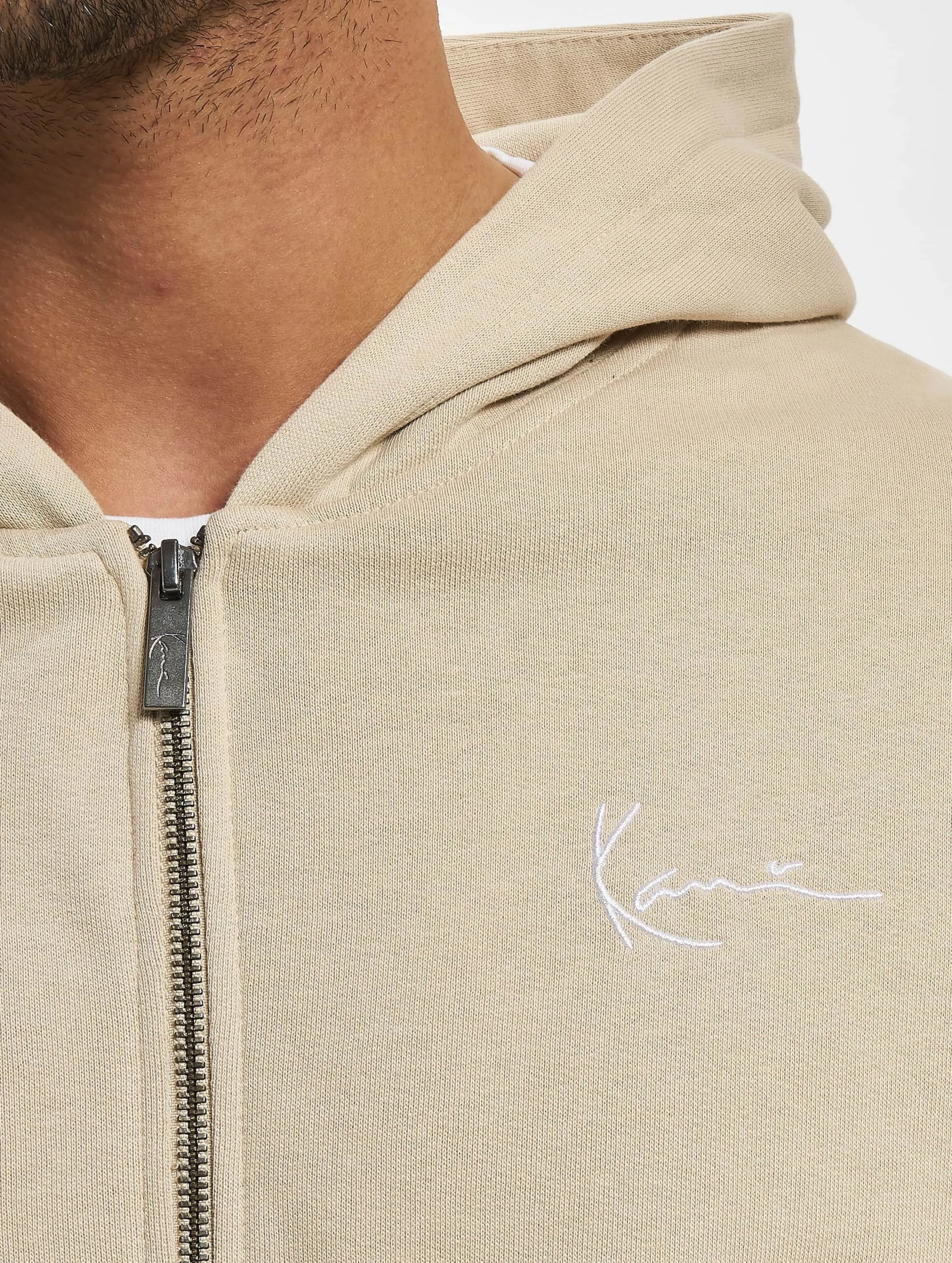 KK Chest Signature Essential