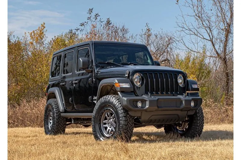 LLANTA DE ALEACIóN D701 AMMO MATTE GUNMETAL/BLACK BEAD RING FUEL 9.0X17 ET12 71,5 5X127