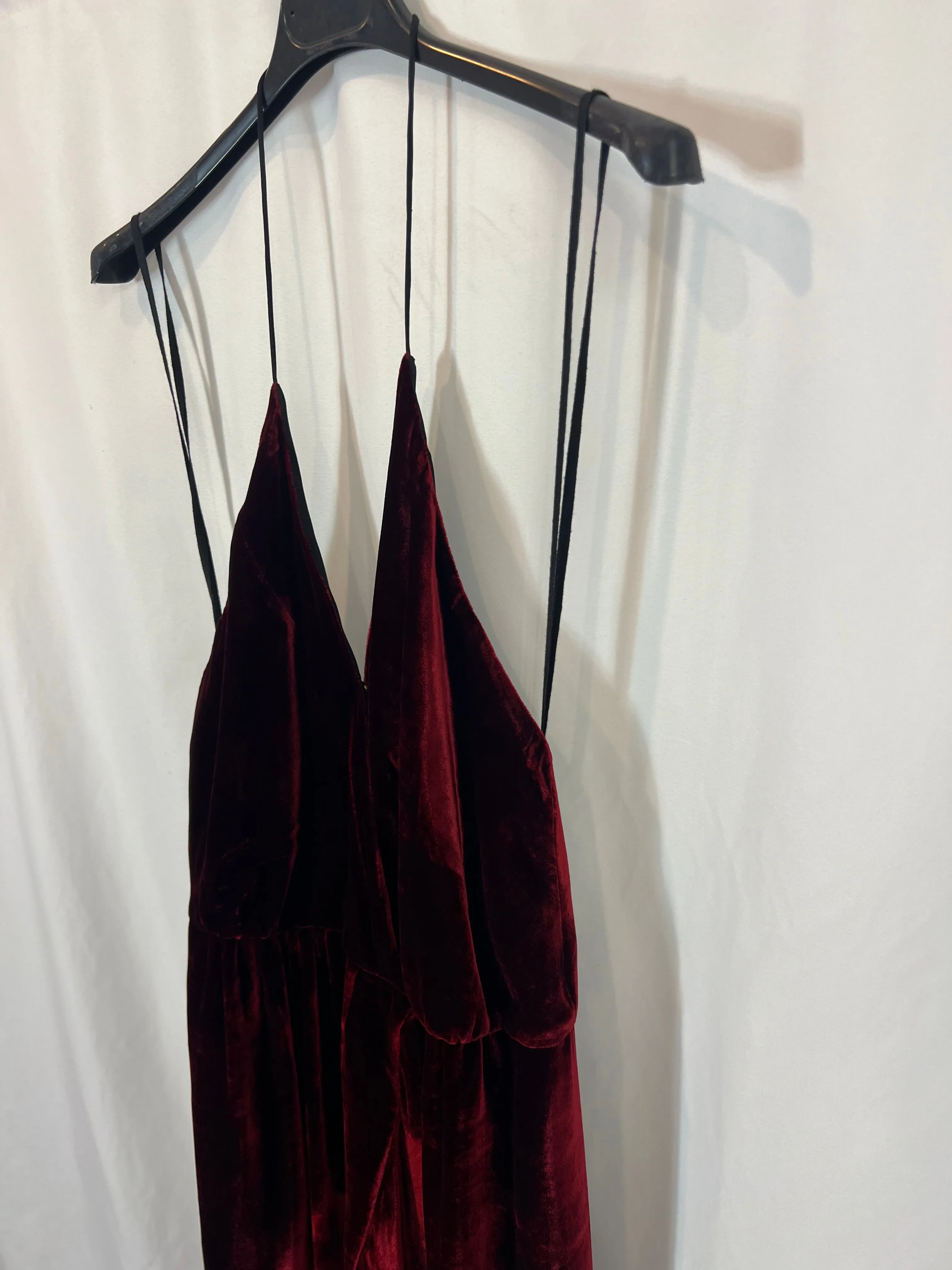 MASSCOB. Vestido midi terciopelo. T s