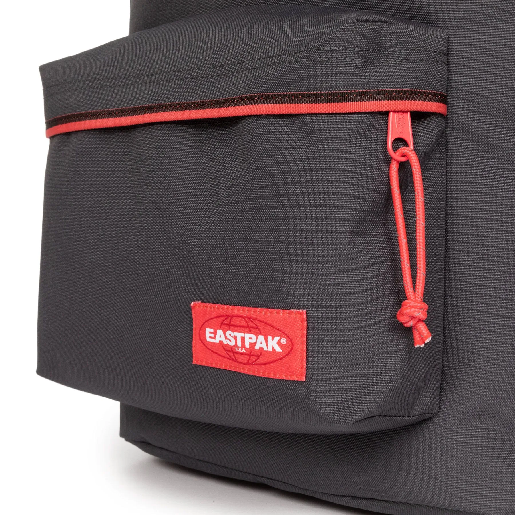MOCHILA EASTPAK Out Of Office 27 litros con bolsillo ordenador EK767O03 Kontrast Peppy gris oscuro detalles rojos