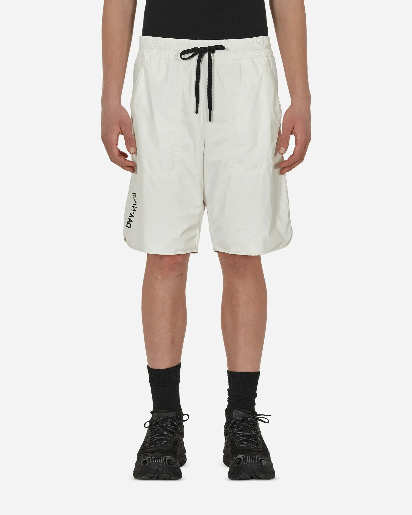 MONCLER DAYNAMIC SHORTS