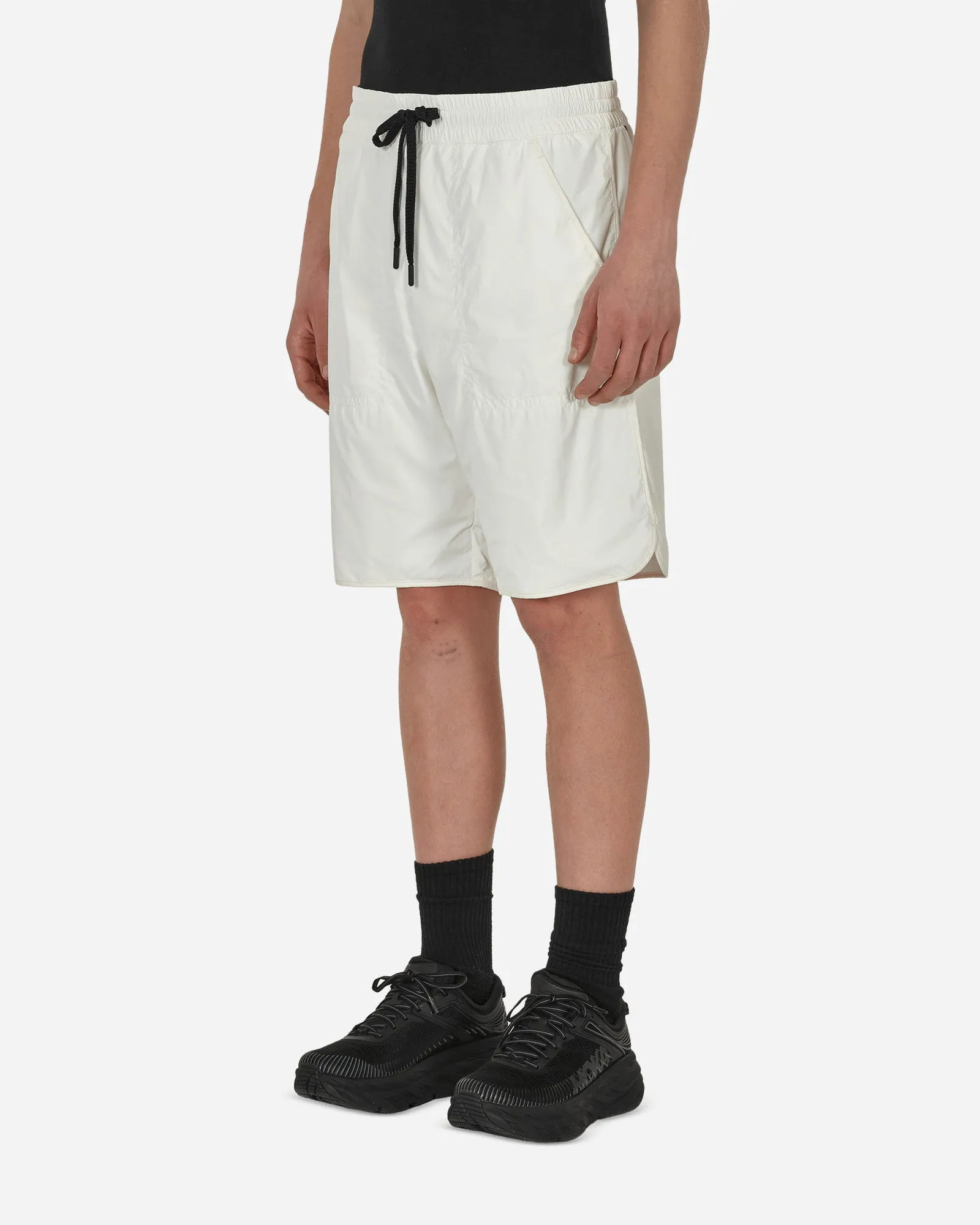 MONCLER DAYNAMIC SHORTS