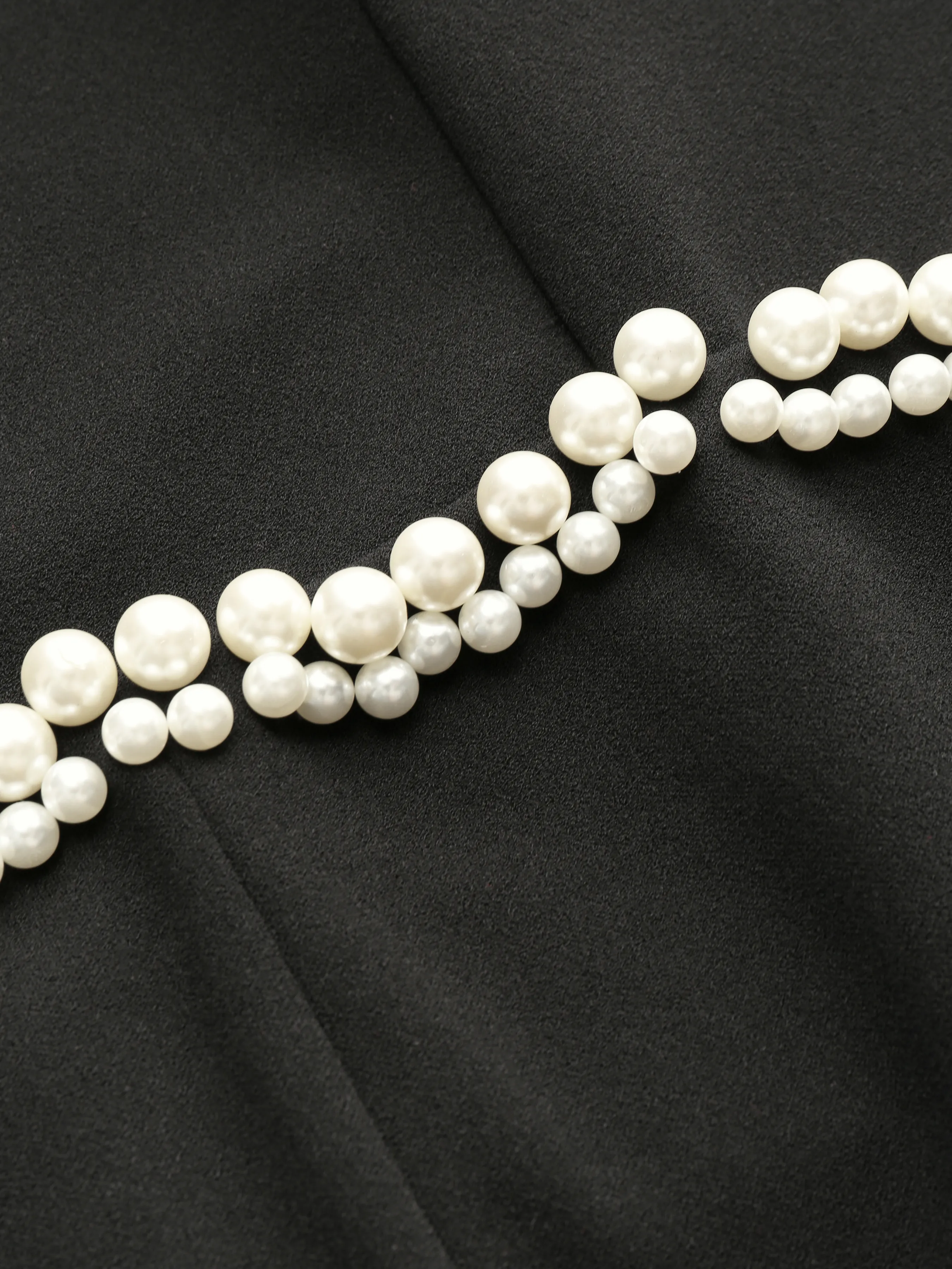  Mono Recto Plisado de Tubo con Perlas Falsas Curvy