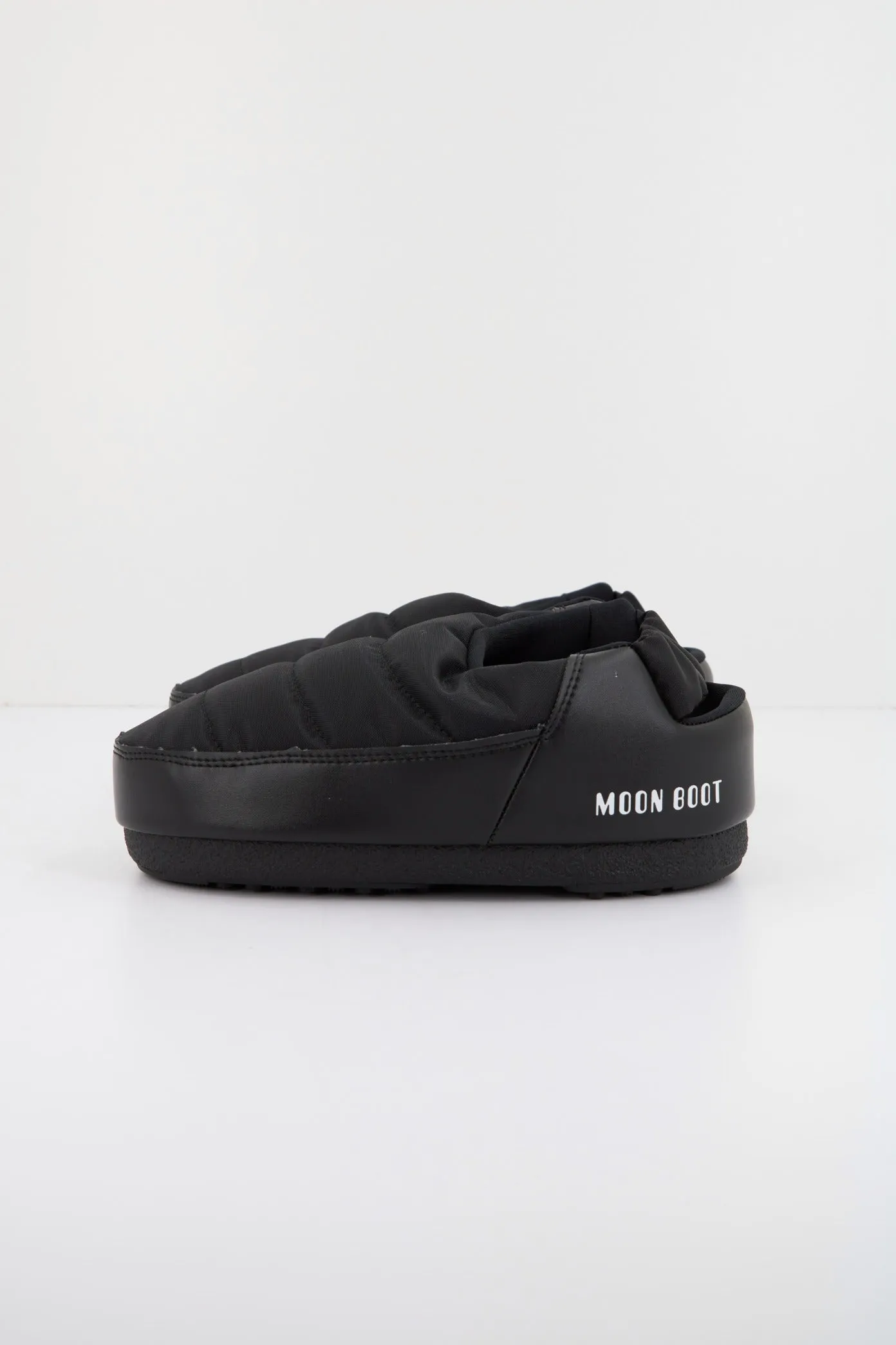 MOON BOOT