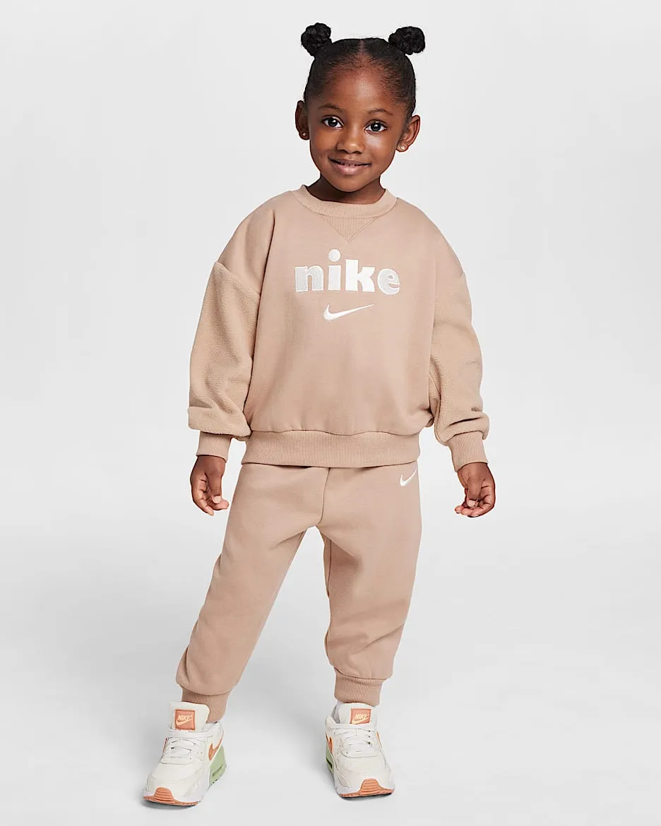 Nike Cozy Comfort