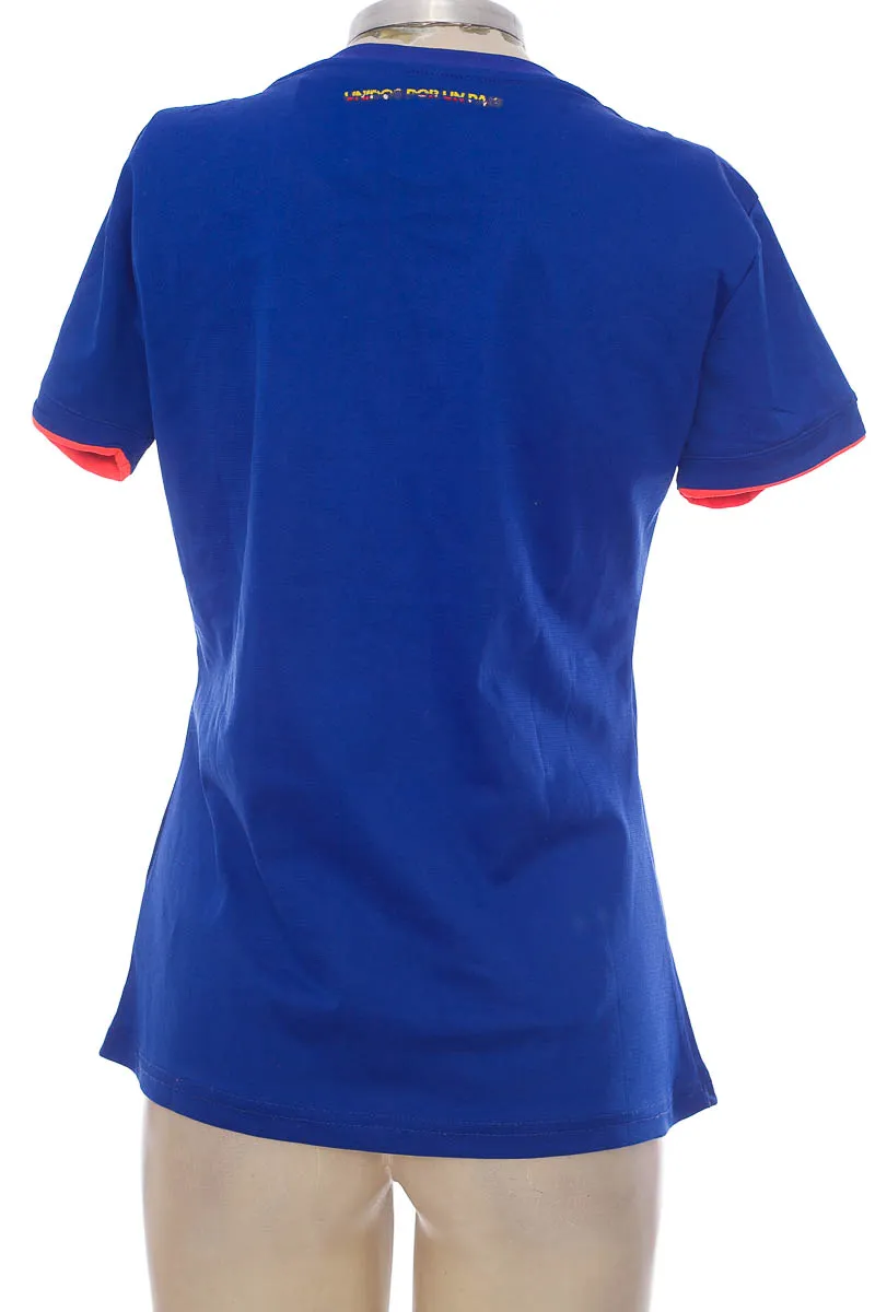 ROPA DEPORTIVA / SALIDA DE BAñO COLOR AZUL  CLOSEANDO