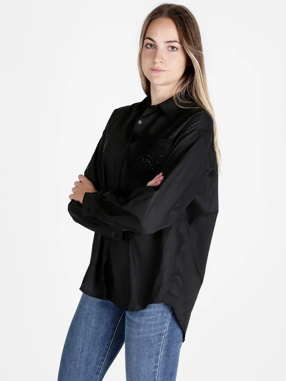 Solada Camisa de mujer oversize con bolsillo bordado