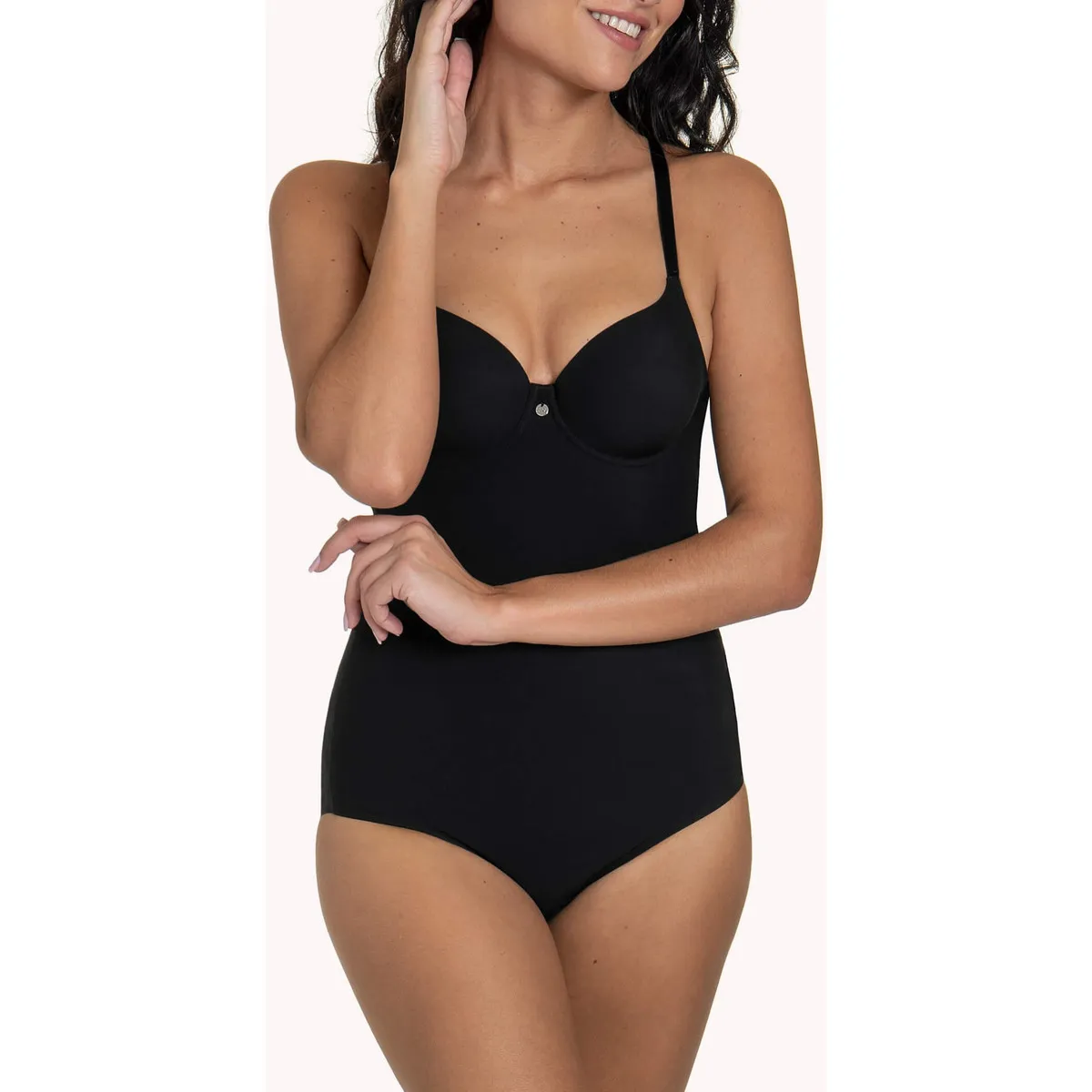 Traje negro preformado Bella