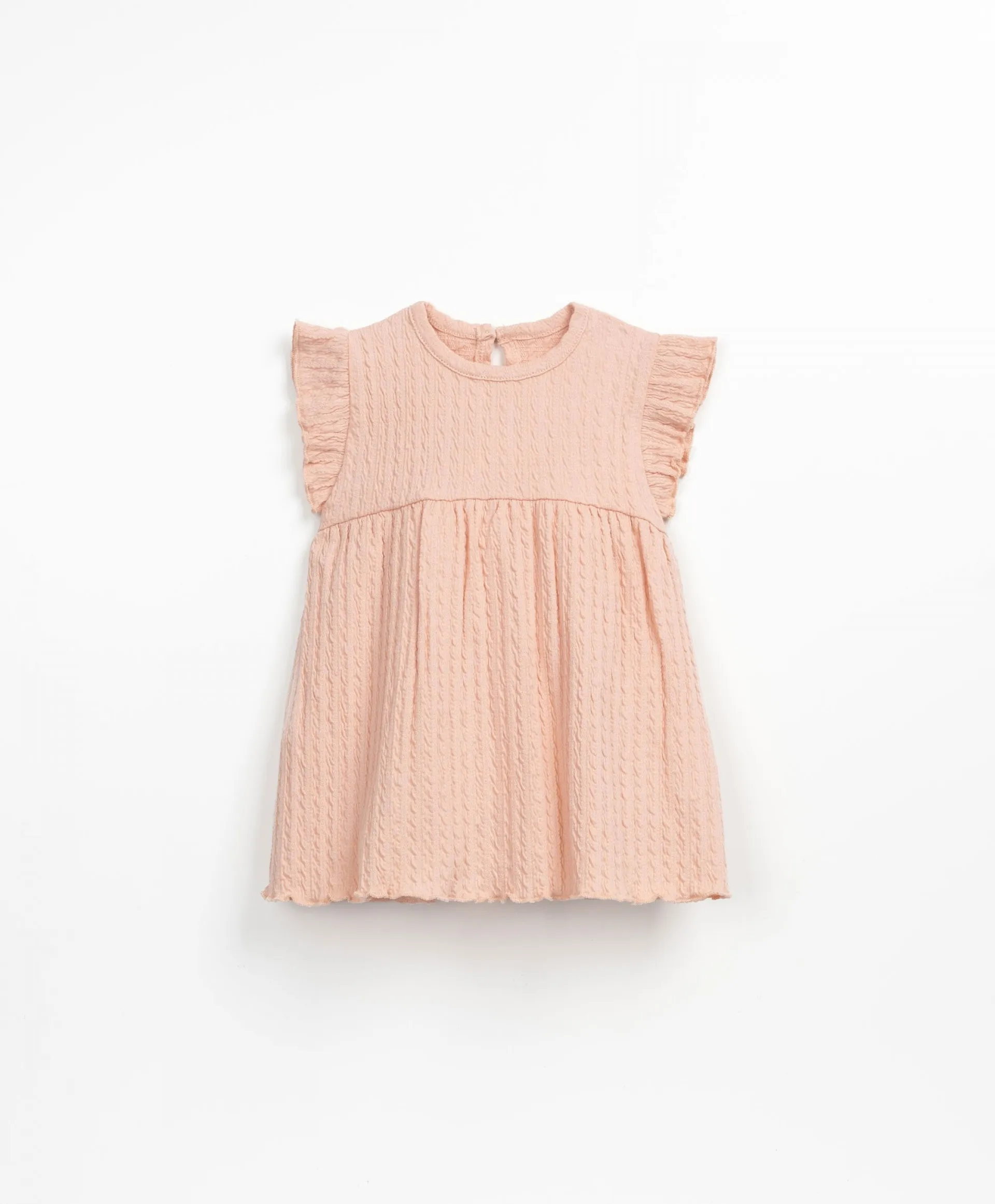 Vestido con volante en los hombros | Textile Art
