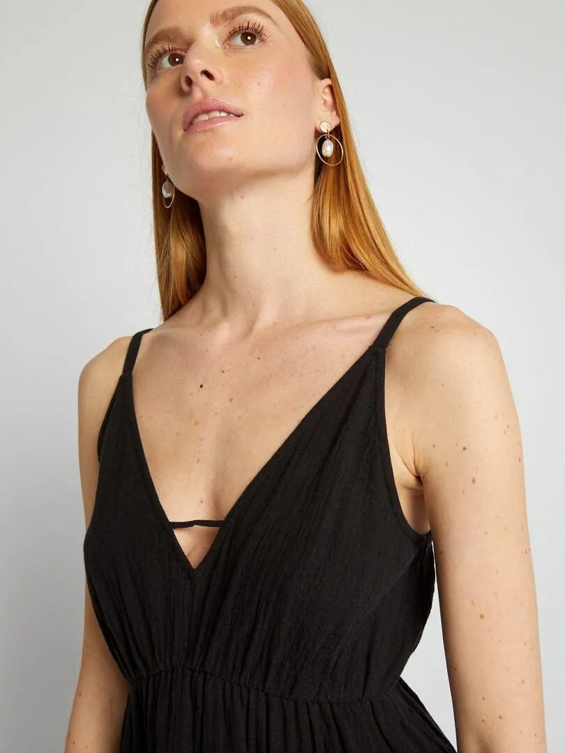 VESTIDO CORTO LISO DE TIRANTES FINOS  NEGRO