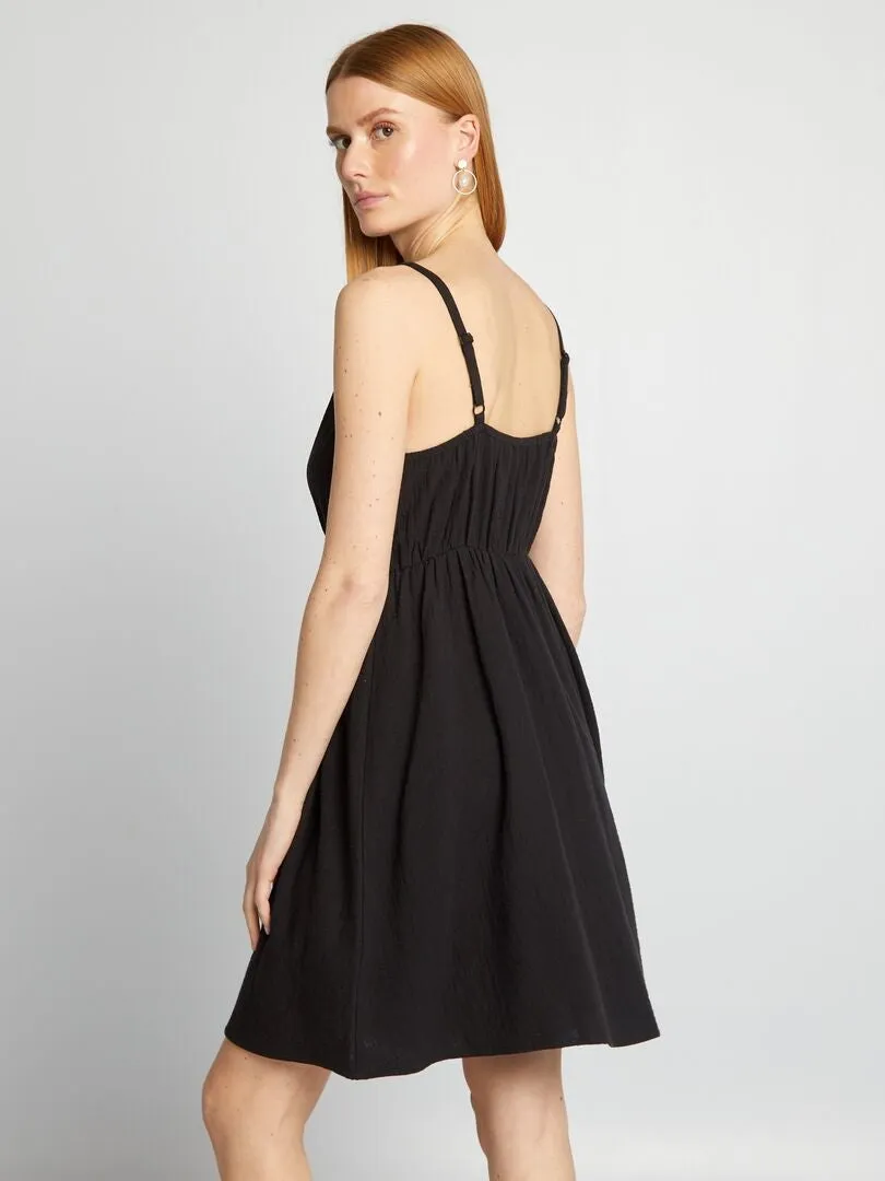 VESTIDO CORTO LISO DE TIRANTES FINOS  NEGRO