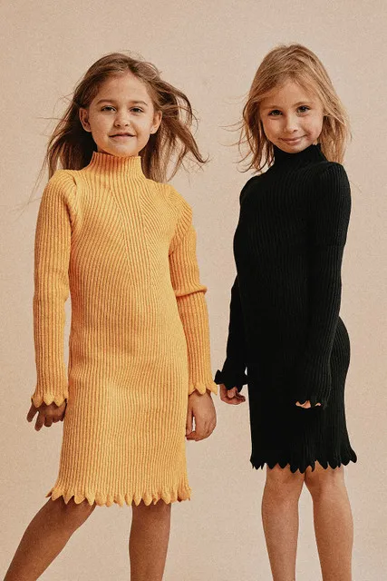 Vestido de niña Salma dorado