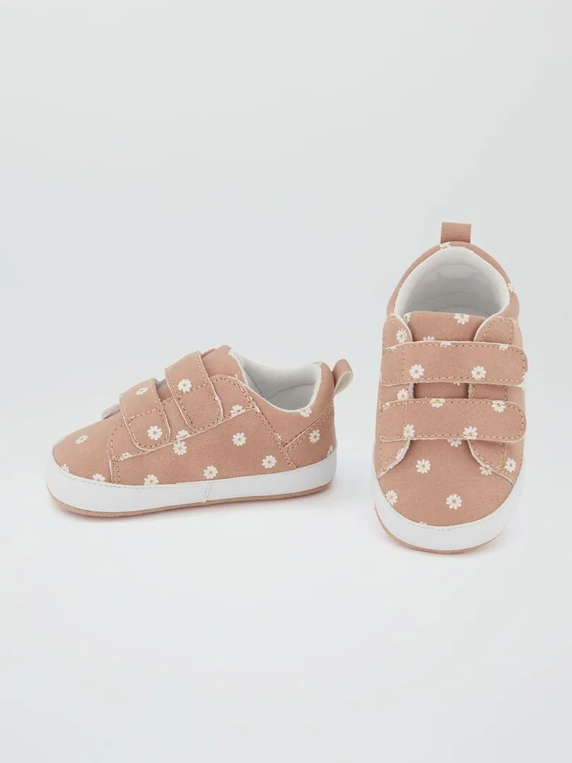 ZAPATILLAS MODERNAS CON VELCROS  ROSA